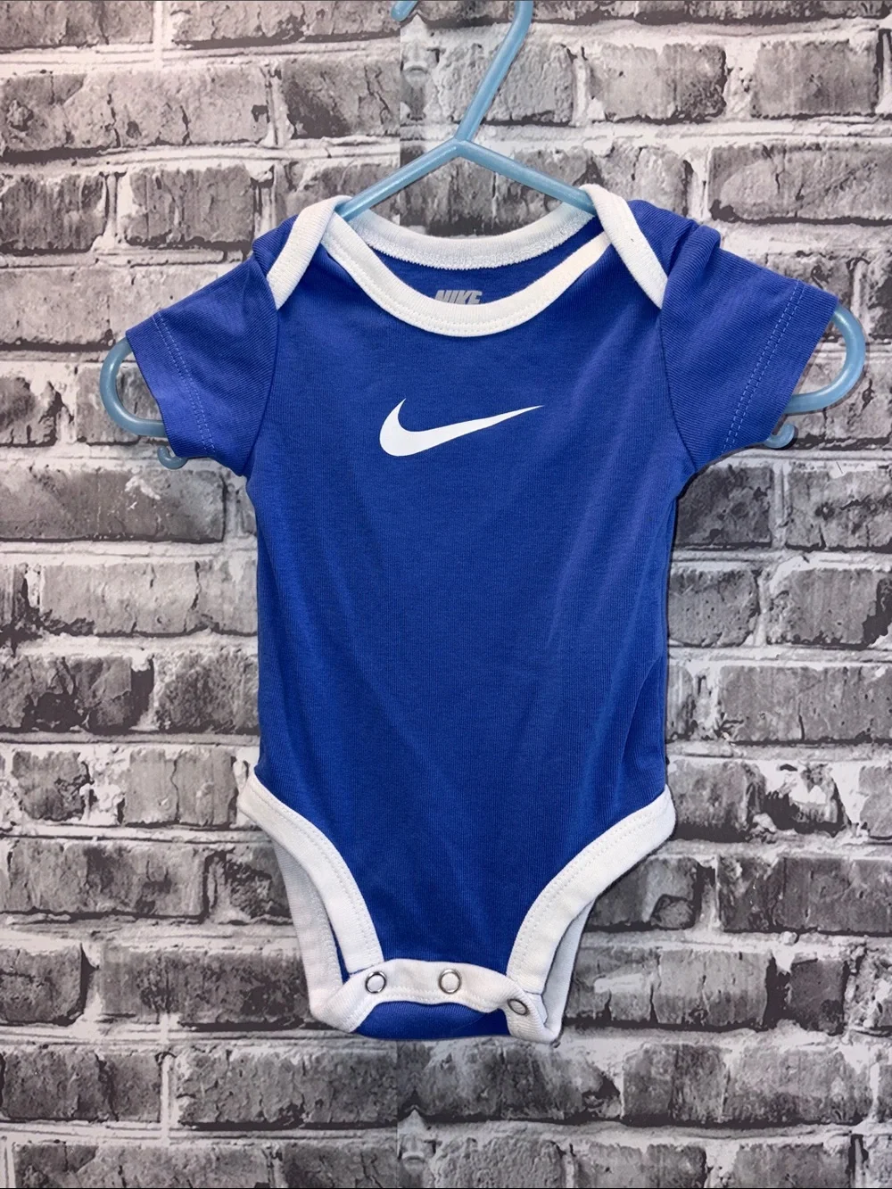 Nike light lavender Short-Sleeve Baby Bodysuit with White Trim
